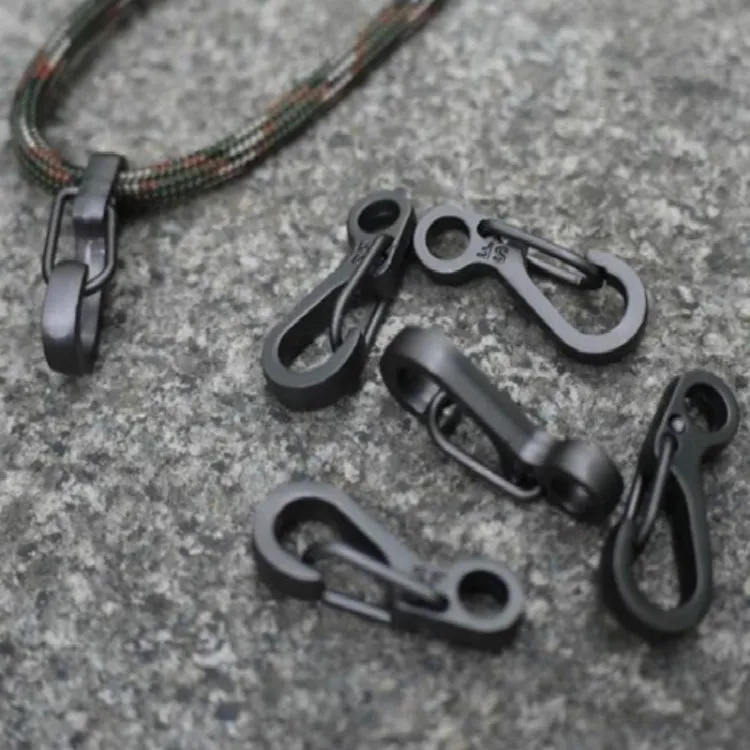 10 PCS SF Version Simple Mini Spring Hanging Buckle Keychain Buckle, Suitable for within 5mm Umbrella Rope(Black)