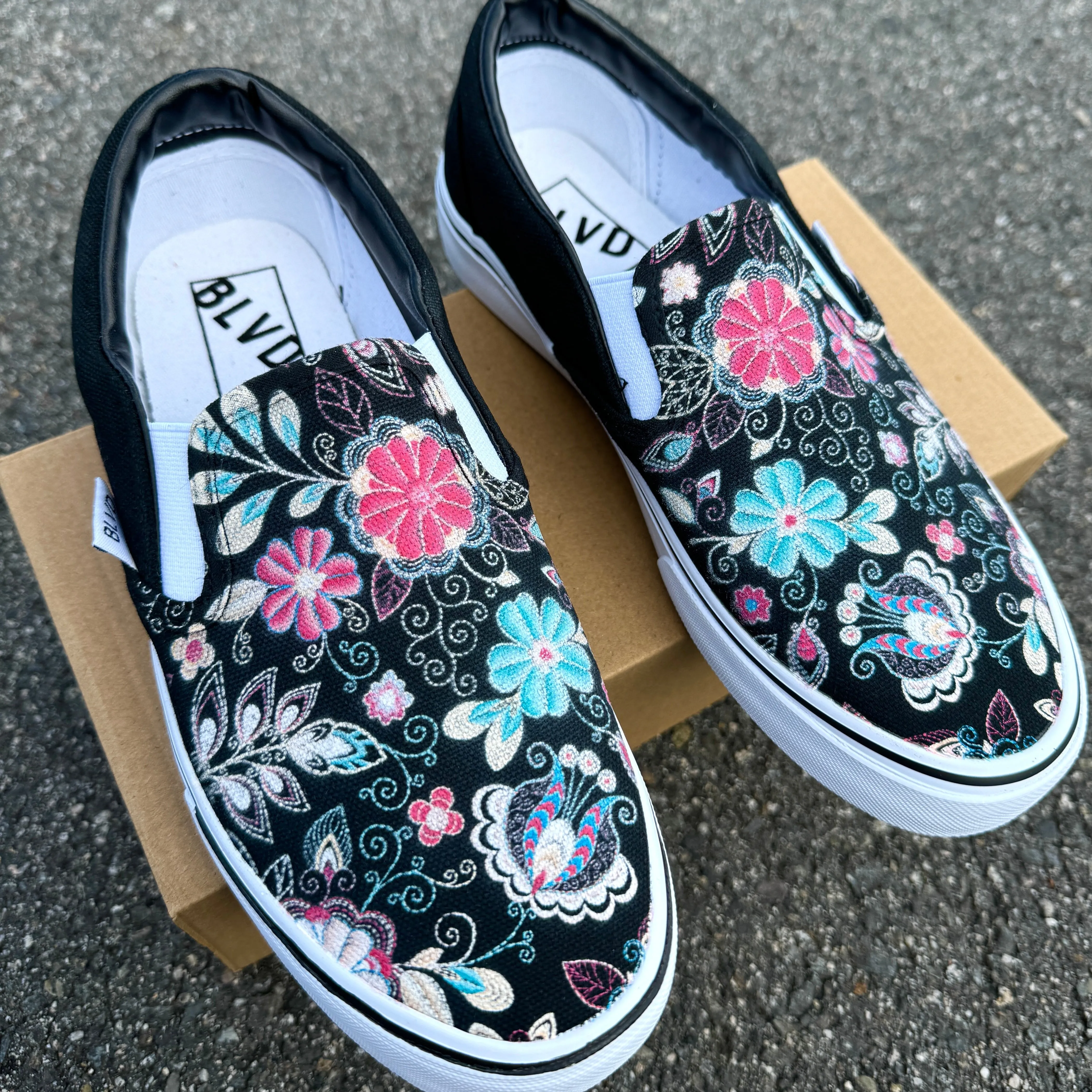 Embroidery Style BLVD Original Slip On Shoes for Men and Women