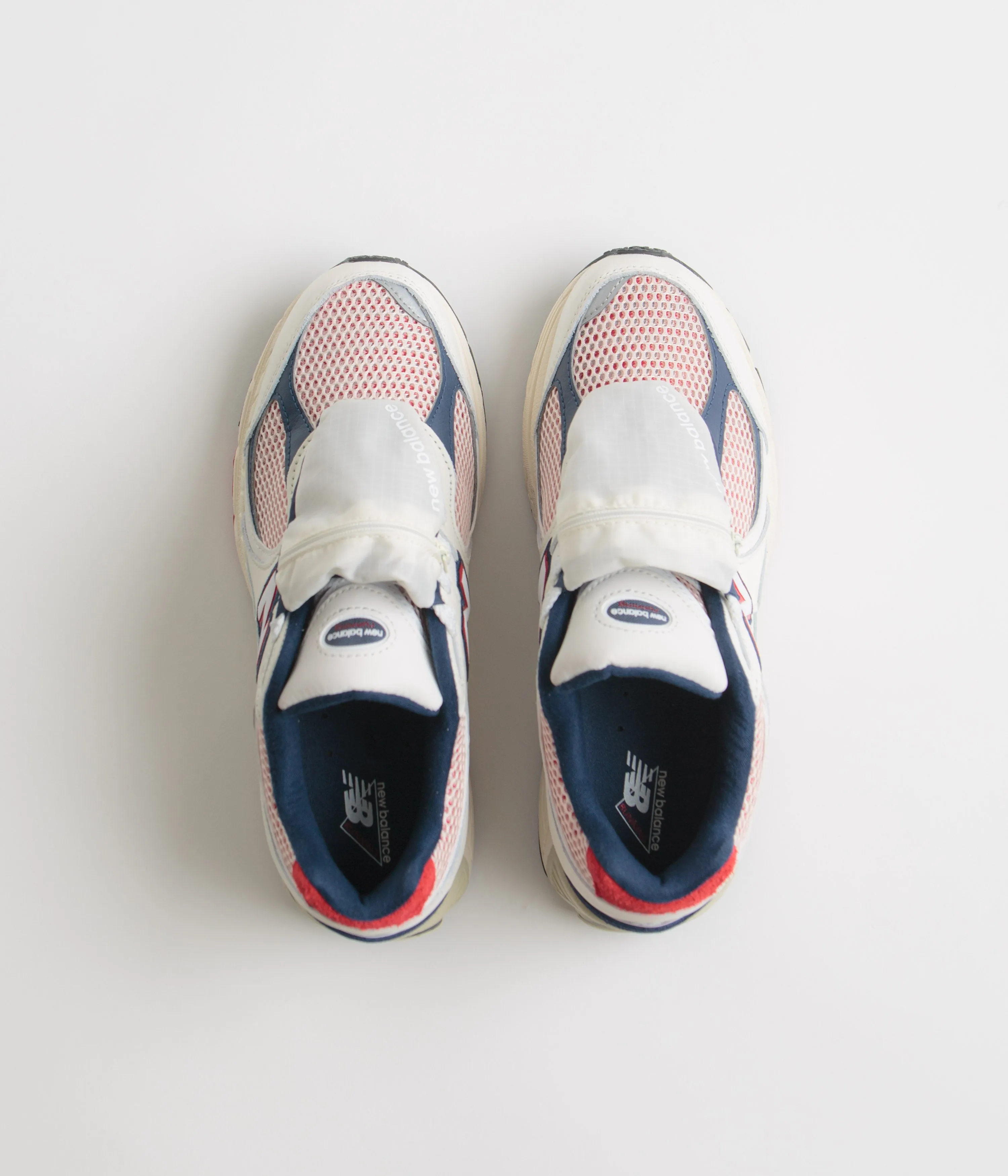 New Balance 2002R Shoes - Sea Salt / Red / Blue