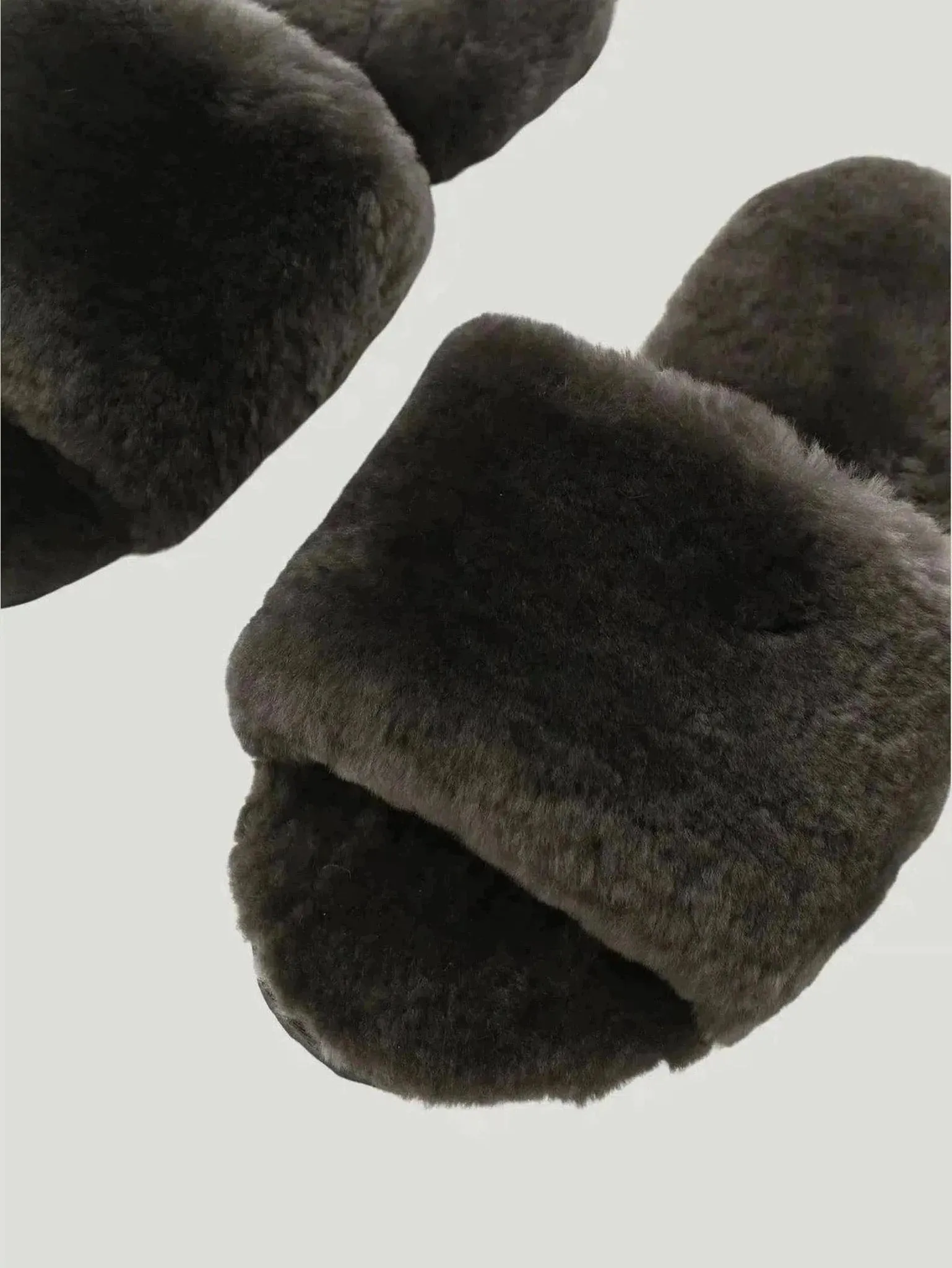 Pissenlit Sheepskin Slippers