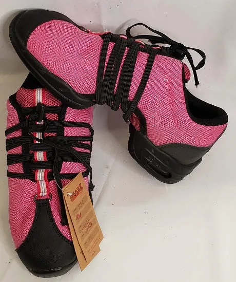 Priscilla -- Split Sole Dancesneaker -- Fuschia