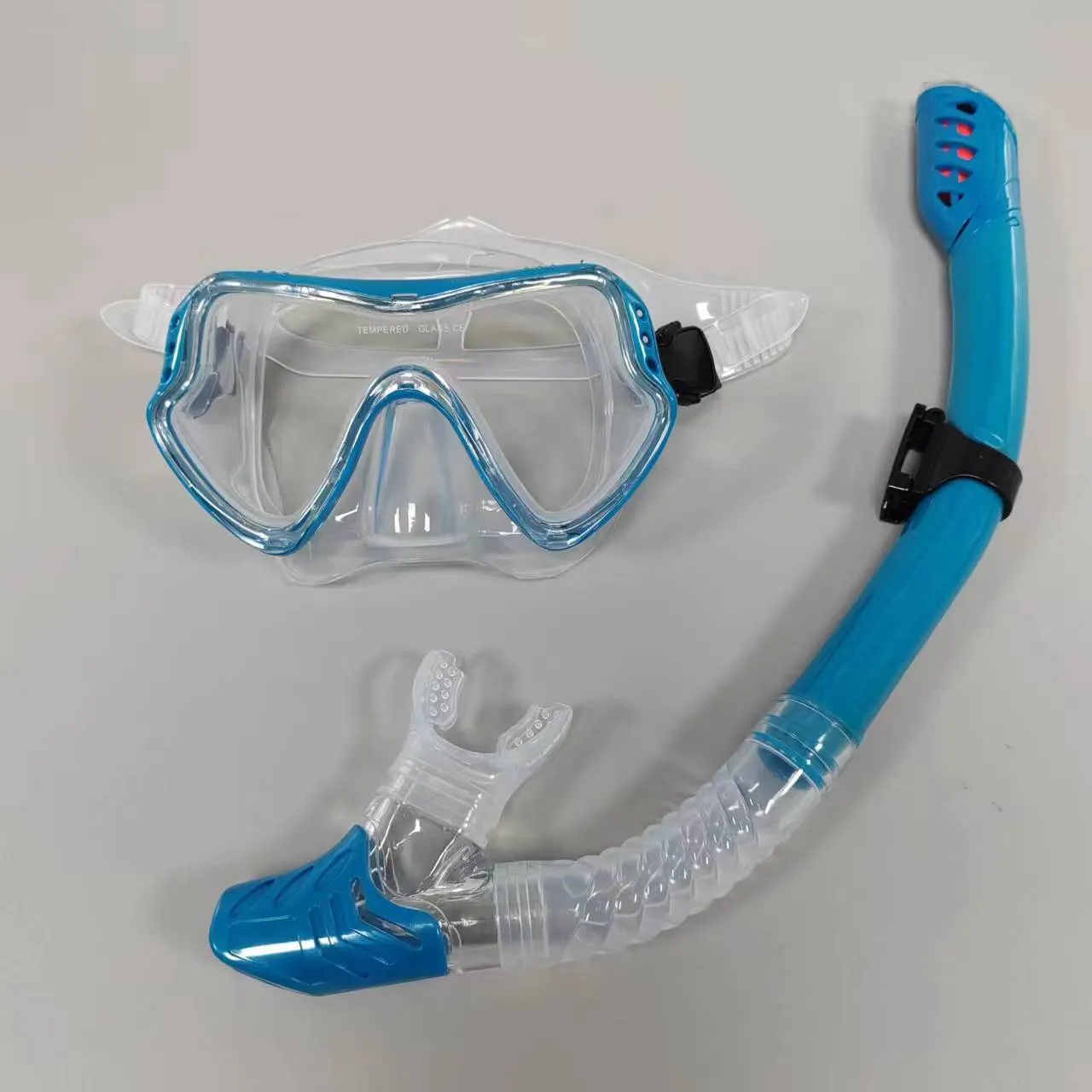 Professional Silicone Scuba Diving Mask - UV Waterproof