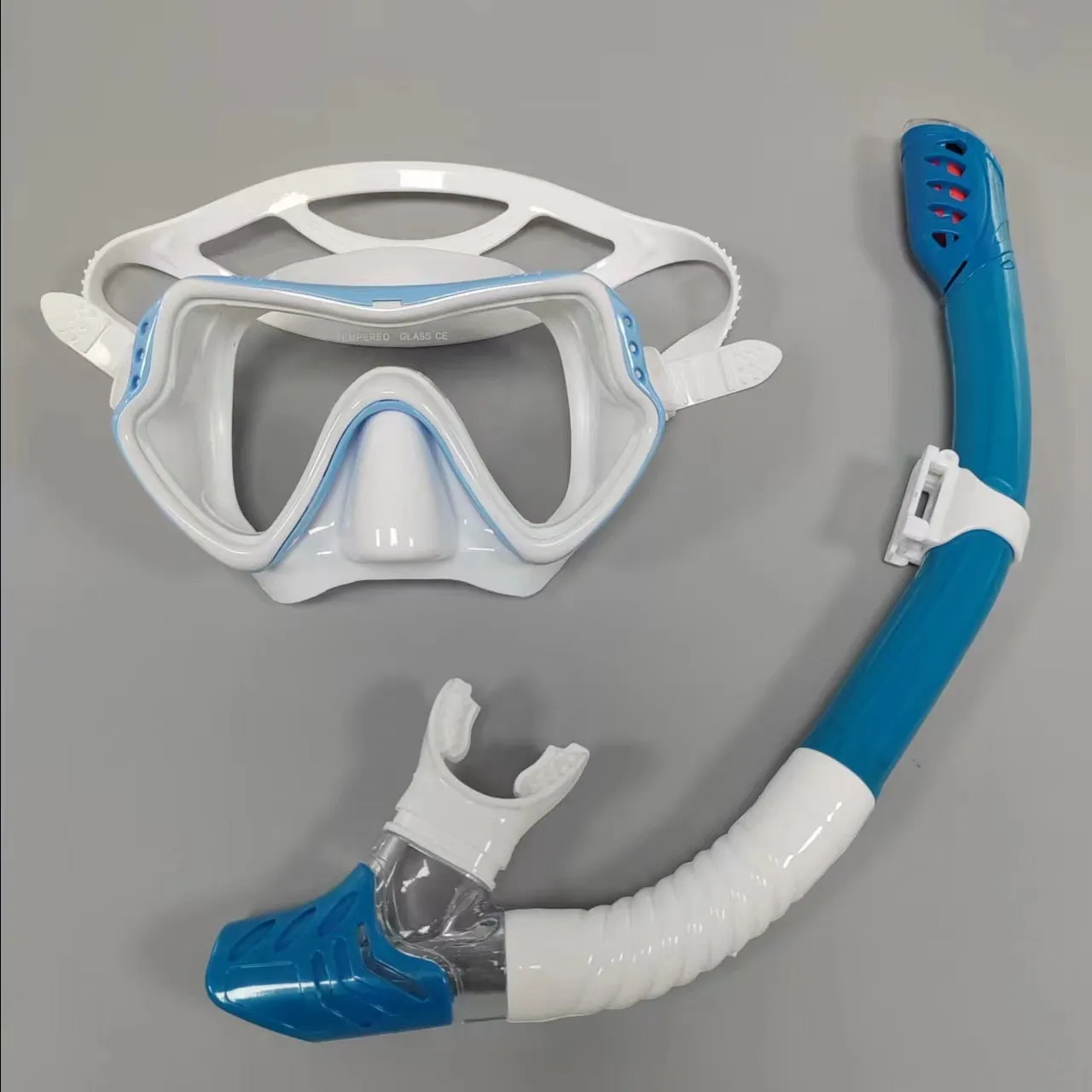 Professional Silicone Scuba Diving Mask - UV Waterproof