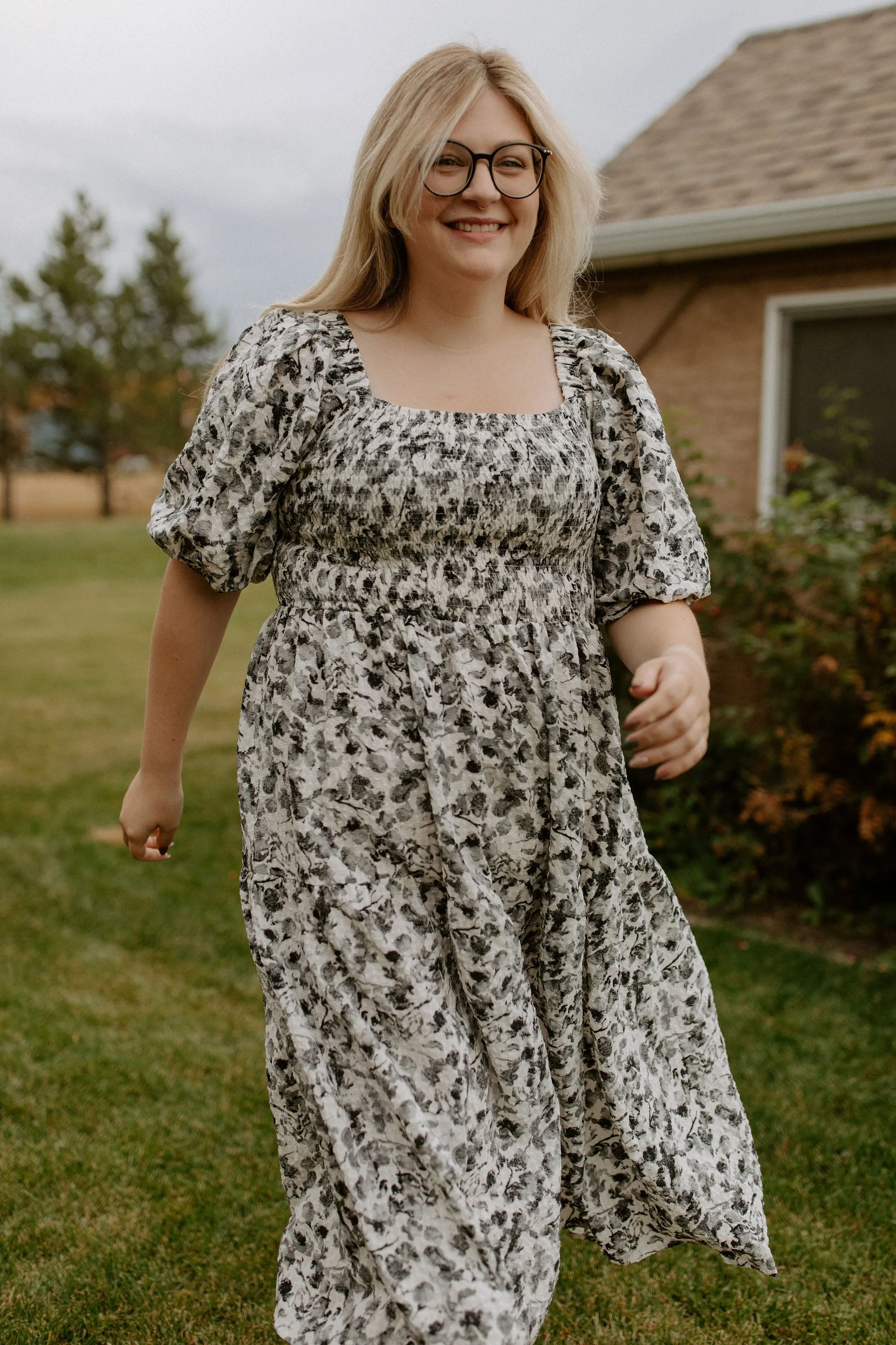 The Glinda Puff Sleeve Midi Dress - PLUS