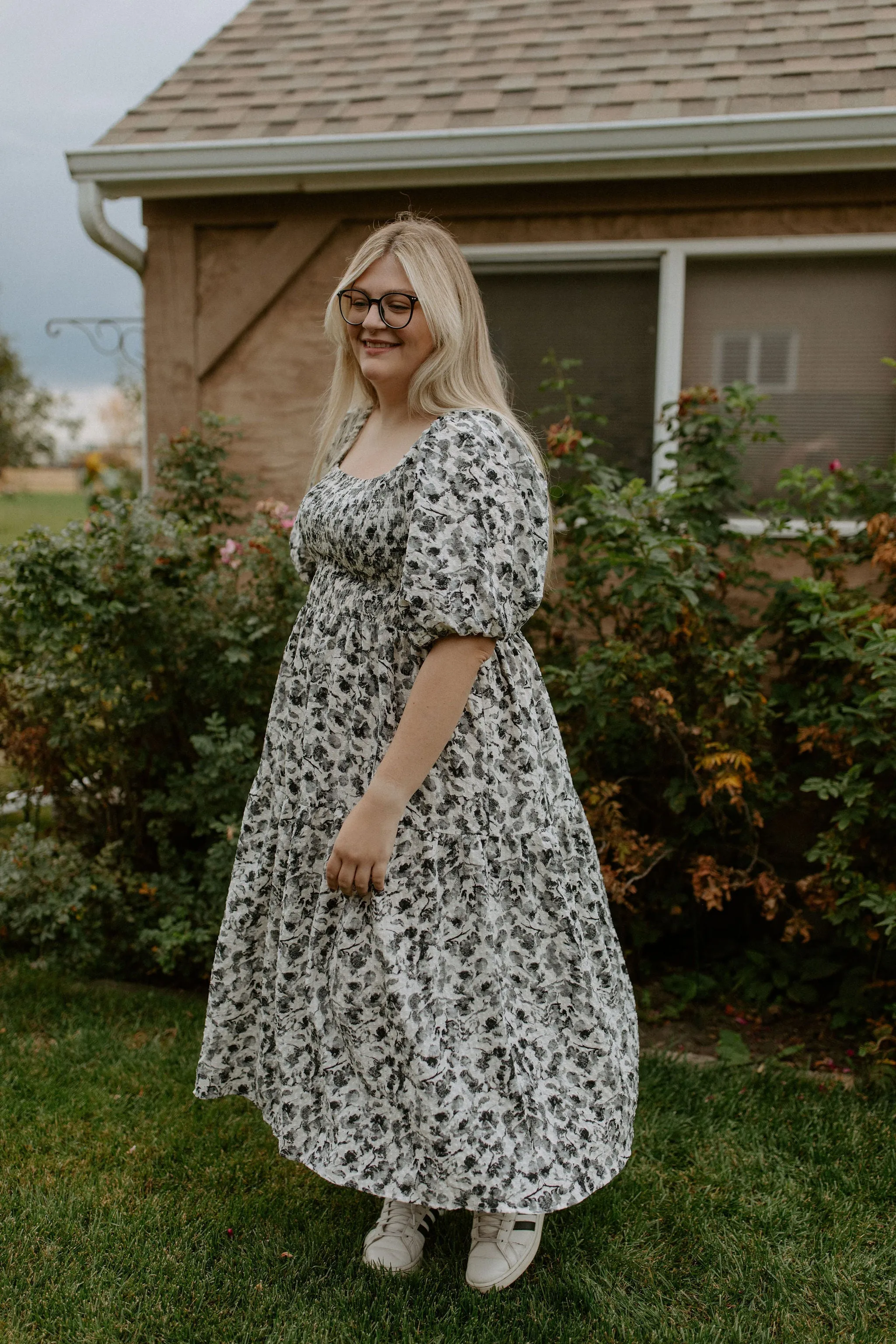 The Glinda Puff Sleeve Midi Dress - PLUS